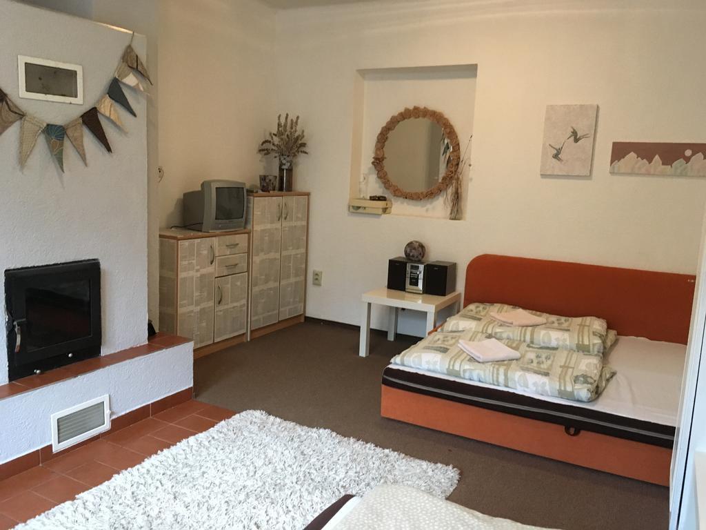 Apartmanovy Dom Králiky Extérieur photo